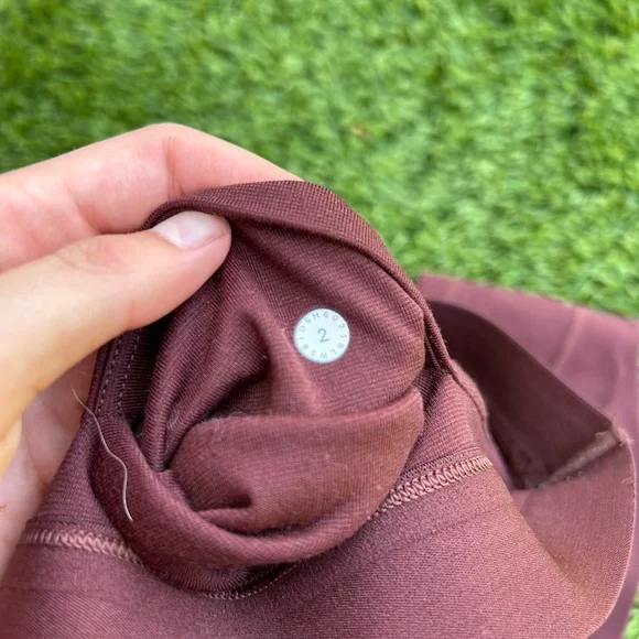 lululemon athletica Brown Leggings and gold - Picture 5 of 5